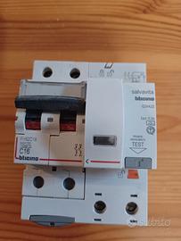 differenziale magnetotermico b Ticino 