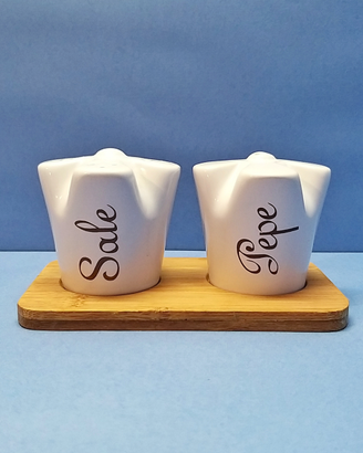 Set Mulino Bianco porta Sale Pepe in Porcellana
