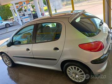 Peugeot 206 1.4 75cv