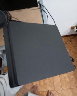 ps4 slim +  monitor + microfono 