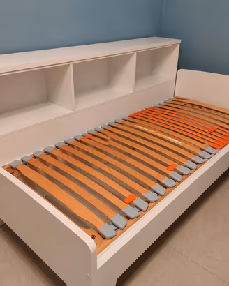Letto singolo in legno con rete a doghe - mobile 