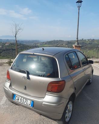 TOYOTA Yaris 1.0i 16V cat Benzina 5 porte