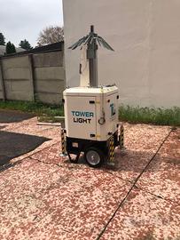 Torre faro - Security TowerLight permuta con moto