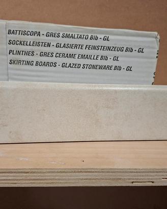 battiscopa gres beige