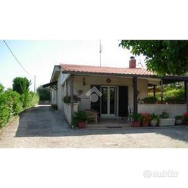 CASA INDIPENDENTE A GALLICANO NEL LAZIO