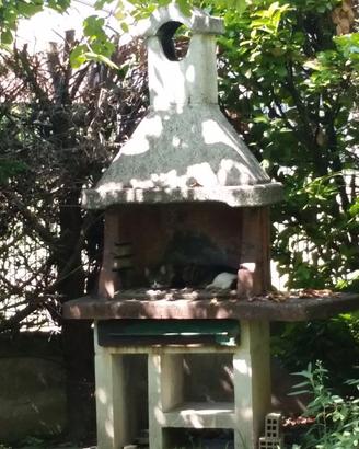 barbecue da esterno in muratura