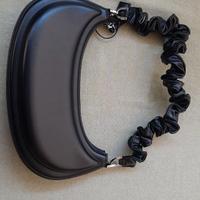 Pochette di zara nera