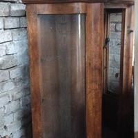 Gruppo mobili d'epoca ed esterni