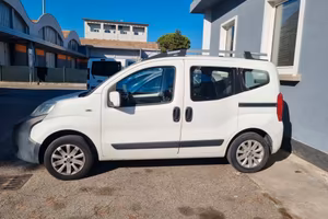Fiat Qubo 1.4 8v natural power Dynamic 70cv E6