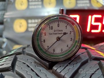 MICHELIN 4 GOMME DA NEVE 205 55 16 CON 90%
