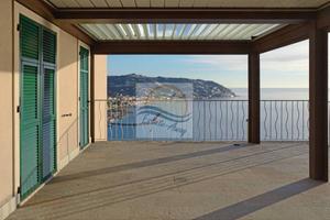 Villa di 235 m² con 5 locali e box auto a Bordighe