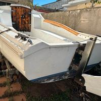 Barca a vela 5,5 m completa di vele e motore