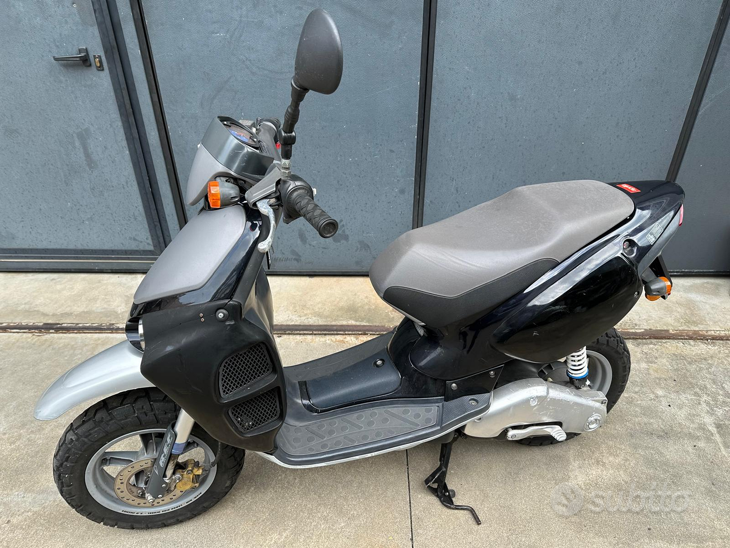 50 Lc Aprilia Rally Scooter Aprilia Rally Lc Moto E Scooter In - Main Image