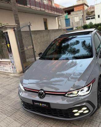 Volkswagen Golf 8 GTI 2.0 TSI 245CV