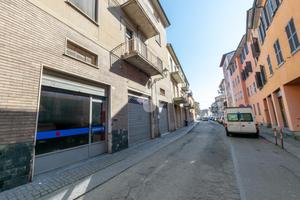 LABORATORIO A CASALE MONFERRATO