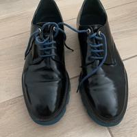 Scarpe stringate Jackal nere e blu