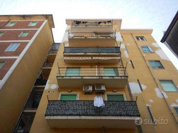Immobile in asta di 97 m² con 3 locali a Suzzara