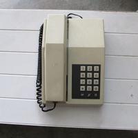 Telefoni fissi a tasti