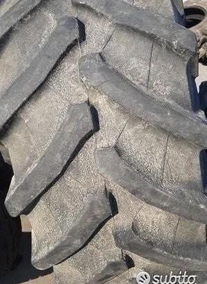 1 pneumatico usato 520 70 34 pirelli