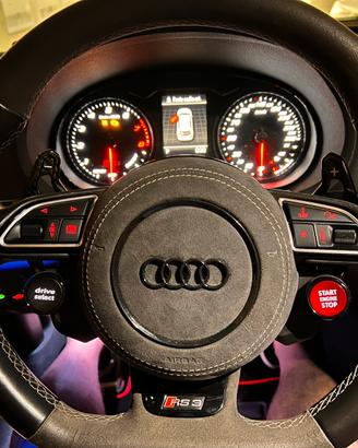 VOLANTE  AUDI RS3