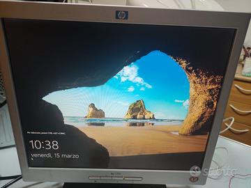 Monitor  LCD 17 pollici HP 1702