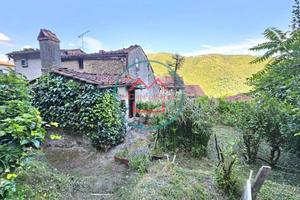 Casa indipendente di 75 m² con 4 locali a Villa Ba