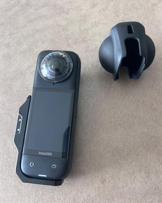 Insta 360 x4