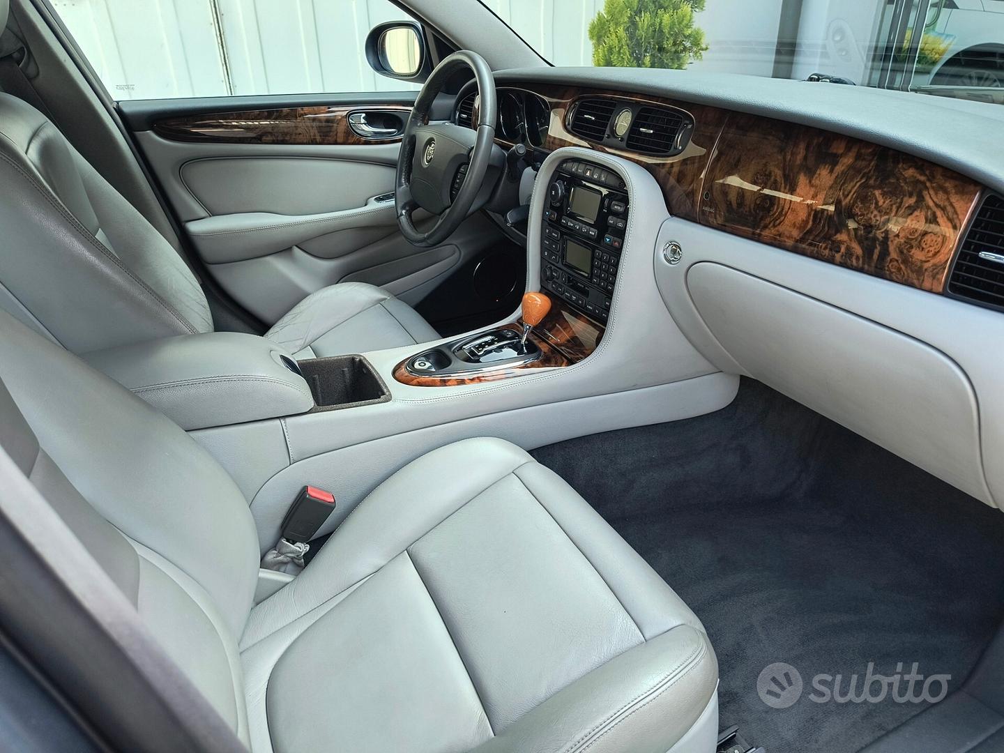Jaguar Xj6 2004 photo 3