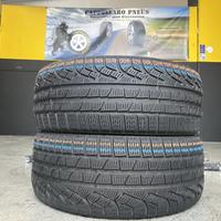 2 Gomme 235/45 R18 Pirellli invernali 80% residui