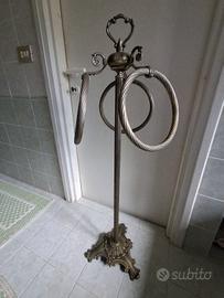 Stelo per asciugamani bagno