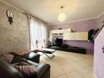 3 LOCALI A LA LOGGIA