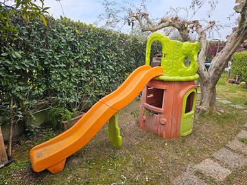 casetta con scivolo da esterno  smoby