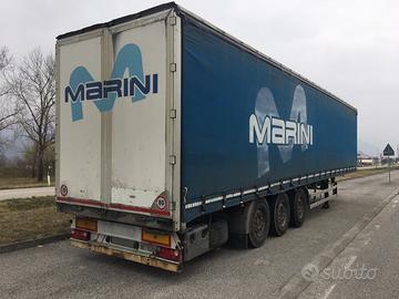 Semirimorchio centinato