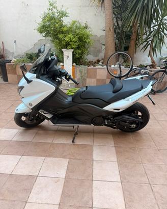 TMAx 530