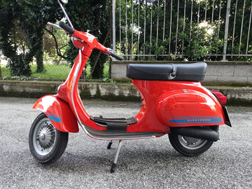 Vespa primavera 125 ET3