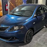 Lancia Ypsilon 1.0 FireFly 5 porte S&S Hybryd Gold