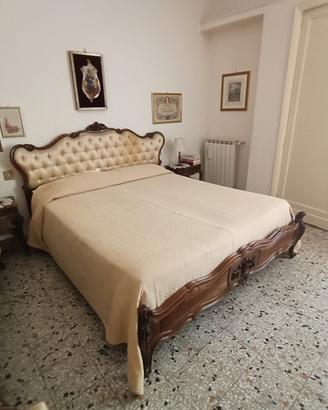letto Matrimoniale + comodini  in legno intagliato