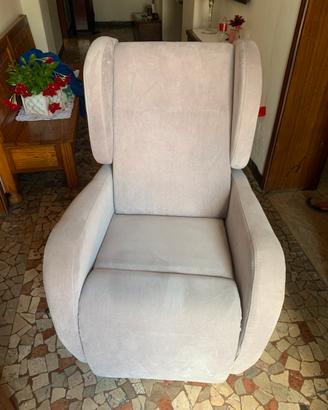 Poltrona reclinabile elettrica