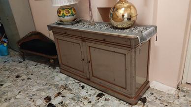 CREDENZA IN LEGNO LACCATO GRIGIO