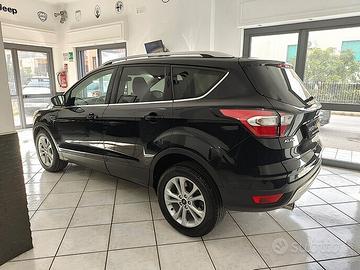 Ford Kuga 1.5 TDCI 120 CV S&S 2WD Powershift TITAN