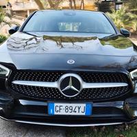 Mercedes-benz CLA 180 Premium