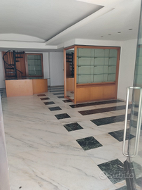 Locale uso ufficio/negozio