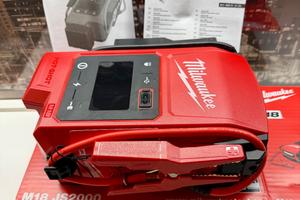 Avviatore Booster per auto - Milwaukee M18