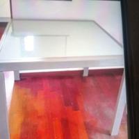 tavolo in vetro con 4 sedie pieghevoli