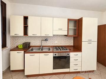 CUCINA COMPLETA  - BUONE CONDIZIONI