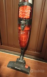 SCOPA ELETTRICA SENZA SACCHETTO Ariete 2772/4