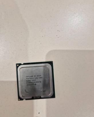 Processore Intel Pentium Dual-Core E2220 - 2.40GHz