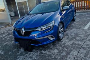 Renault Megane 4 dci 165cv GT 4 control