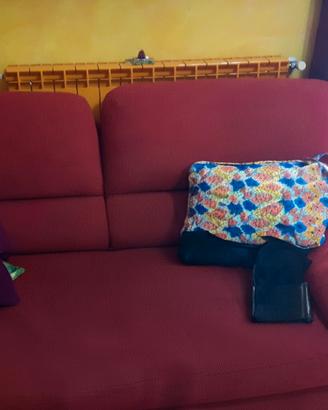 Divano letto 2/3 posti rosso in tessuto 