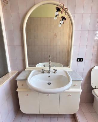 Mobile bagno completo con lavabo e specchio